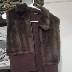 Women fur vest